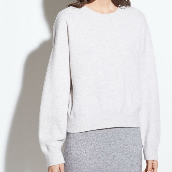 NWT Vince Stylishly Chic Cashmere Sweater - Picture 1 of 8